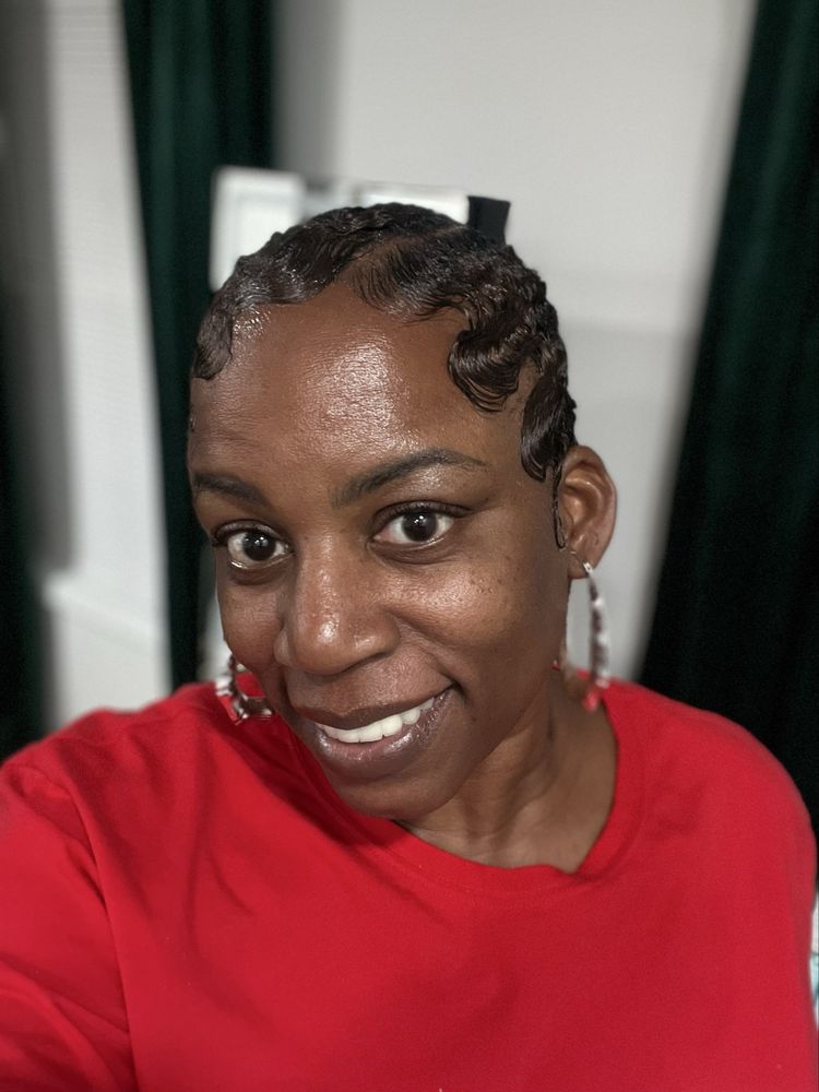 Shonuff Styles Beauty Salon Logo