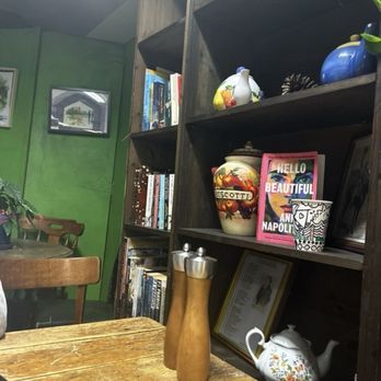 Glendalough Green Cafe Deli - Cafes Near Me - Laragh, WW