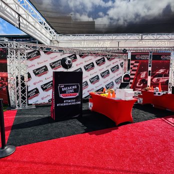 PhotoMeBooth - Photo Booth Rentals Near Me PhotoMeBooth - Photo Booth Rentals Near Me