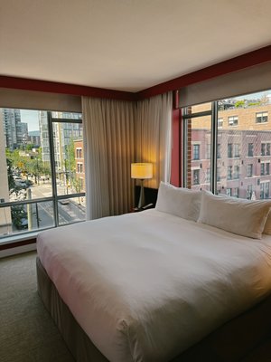 OPUS Vancouver by null