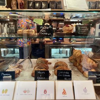 Behind The Bookstore - Baked goods - Coffee & Tea Near Me - Edgartown, Massachusetts