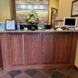 Lakepointe Vision Center - Front desk