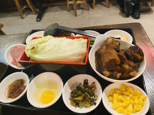 Western Yunnan Crossing Bridge Noodle by null