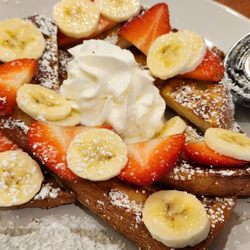 Homebrew Coffee Shop & Eatery - French toast with fresh fruits