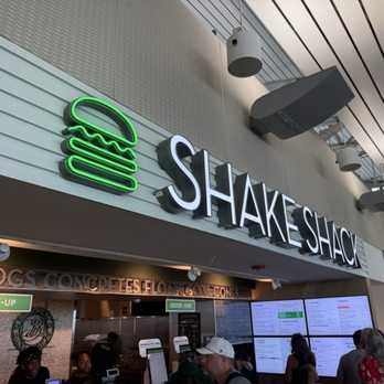 Shake Shack - Store front - Hot Dogs Near Me - St Louis, Missouri Shake Shack - Store front - Hot Dogs Near Me - St Louis, Missouri