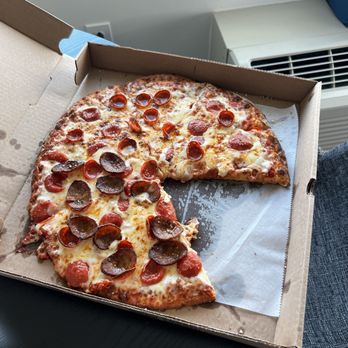 Porky's Pizzeria - Thin Crust pepperoni and half sausage! Fresh Dough Thin Crust - Pizza Near Me - Erie, Pennsylvania Porky's Pizzeria - Thin Crust pepperoni and half sausage! Fresh Dough Thin Crust - Pizza Near Me - Erie, Pennsylvania