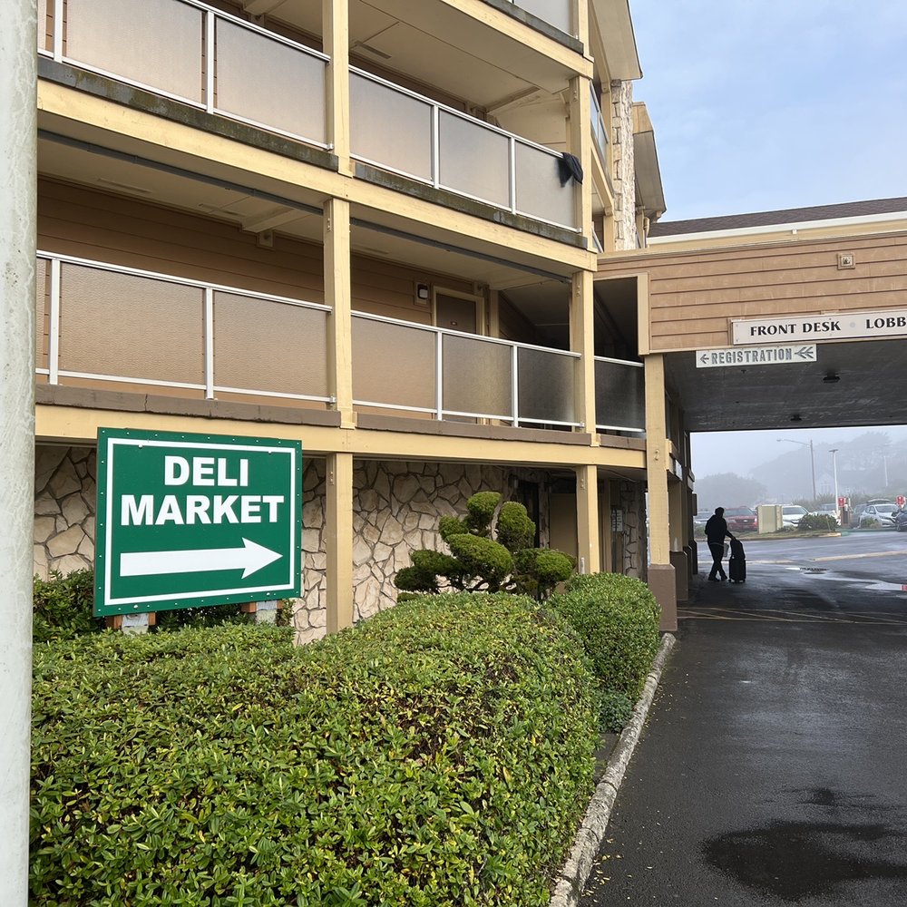 Surfside Bistro - This way! - Delis Near Me - Florence, Oregon Surfside Bistro - This way! - Delis Near Me - Florence, Oregon