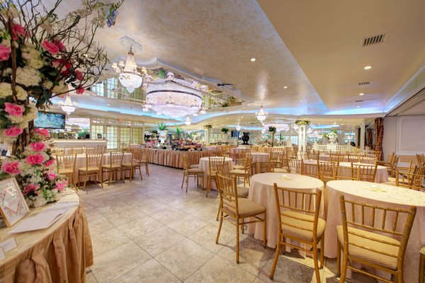 Leonard's Palazzo by null