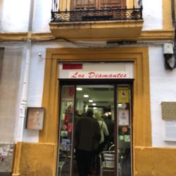 Los Diamantes II - Front door