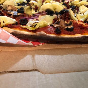 Uncle Gino’s Pizzeria - Extra large pizza no cheese. Very thin and dry compared to first time. - Pizza Near Me - Temecula, California