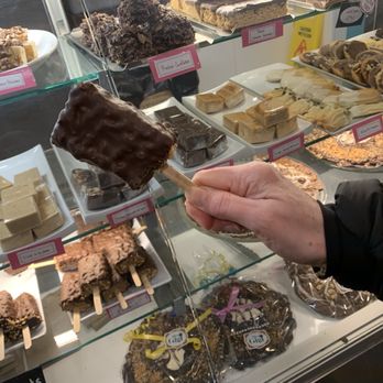 Madame Gigi - Dark chocolate fudge - Desserts Near Me - Quebec City, Quebec Madame Gigi - Dark chocolate fudge - Desserts Near Me - Quebec City, Quebec