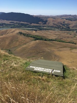 Te Mata Peak by null