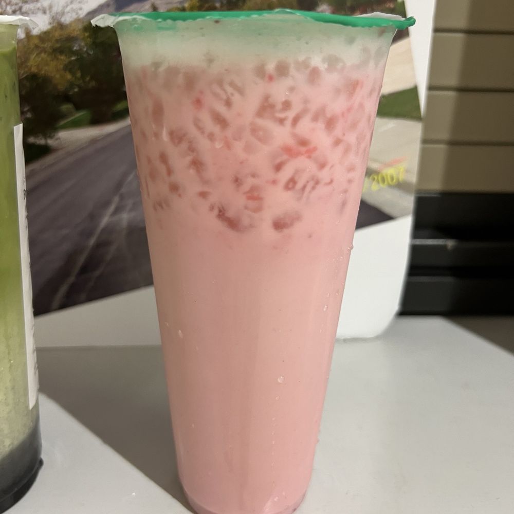 Boba Binge - Strawberry Milk Tea - Coffee & Tea Near Me - Oakland, California
