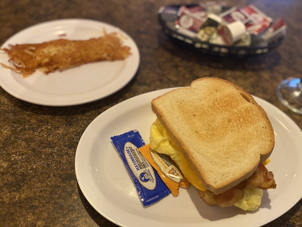 DAISY DUKES CAFE 280 Photos & 406 Reviews 308 Saint Charles Ave