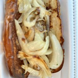 Brat & grilled onions