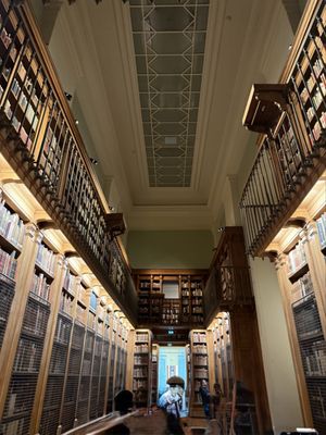 Palais Garnier by null