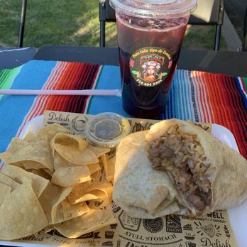 La Katrina Cocina Mexicana - Burrito de Carne asada and Jamaica - Food Trucks Near Me - Riverside, California La Katrina Cocina Mexicana - Burrito de Carne asada and Jamaica - Food Trucks Near Me - Riverside, California