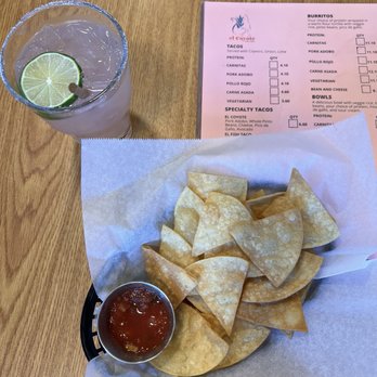 El Coyote Tacos Y Tequila - Chips and salsa - Mexican Near Me - Vancouver, Washington El Coyote Tacos Y Tequila - Chips and salsa - Mexican Near Me - Vancouver, Washington