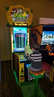 CW Lanes & Games by null