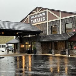 Amish Country Theater