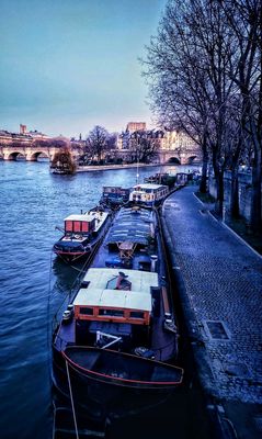 Pont des Arts by null