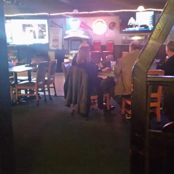 Tree House Bar and Restaurant - people sitting at tables - Bars Near Me - Houston, Texas Tree House Bar and Restaurant - people sitting at tables - Bars Near Me - Houston, Texas