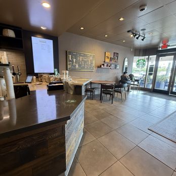 Starbucks - Pick up area - Coffee & Tea Near Me - Honolulu, Hawaii Starbucks - Pick up area - Coffee & Tea Near Me - Honolulu, Hawaii