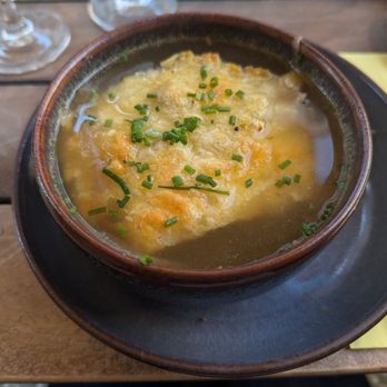 Le Poulbot - French onion soup - French Near Me - Paris, 75 Le Poulbot - French onion soup - French Near Me - Paris, 75