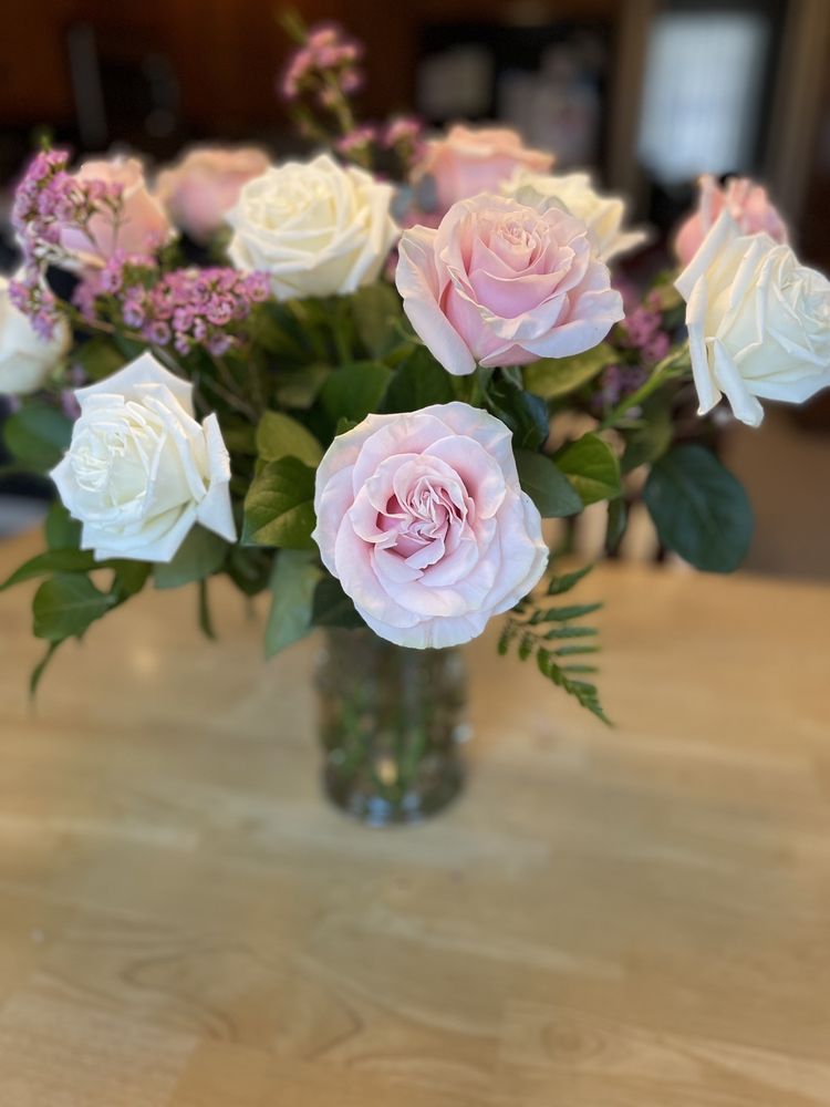 BETHANY FLORIST AND GIFT SHOP Updated September 2024 14 Photos 5 Amity Rd, Bethany