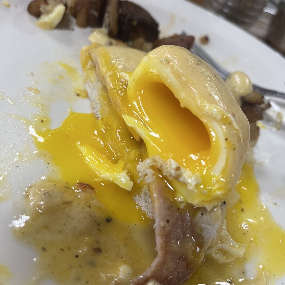 Fiddlestix Cafe - Eggs Benedict - Breakfast & Brunch Near Me - Cornwall, New York Fiddlestix Cafe - Eggs Benedict - Breakfast & Brunch Near Me - Cornwall, New York