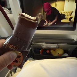 Iberia - Ice cream midflight