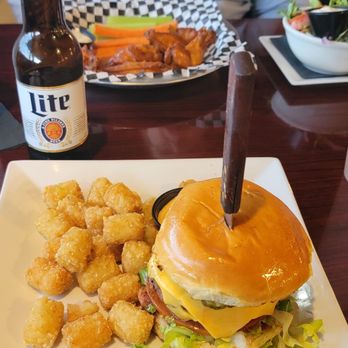 Craft Burger Bar - Burgers Near Me - Virginia Beach, Virginia Craft Burger Bar - Burgers Near Me - Virginia Beach, Virginia