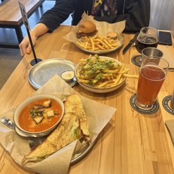 Sunriver Brewing Co - Redmond Pub - Pesto fries, pesto grilled cheese, tomato bisque, chicken sandwich