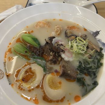 Ramen and Bao - Short rib and shrimp 1. Tonkotsu Ramen - Ramen Near Me - Oxford, Connecticut
