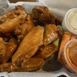 Medium wings. Kinda tough skin. Eh.