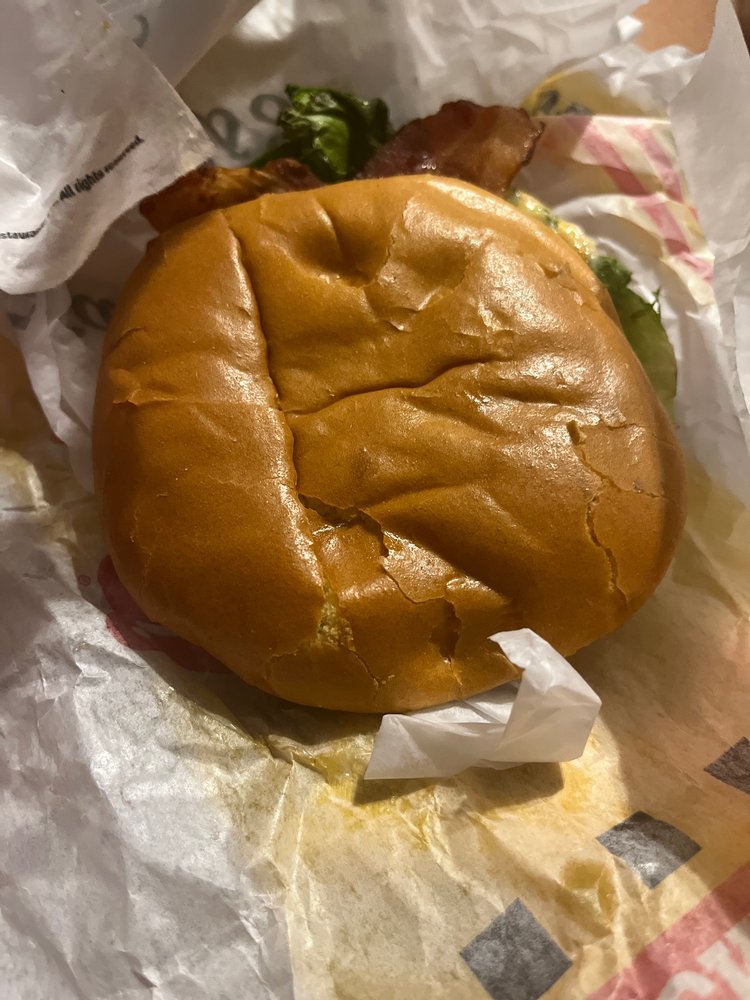 CARL’S JR - Updated June 2024 - 15 Photos & 28 Reviews - 7610 W Thomas ...