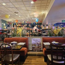 DUANGRAT S THAI RESTAURANT Updated June 2025 615 Photos 550