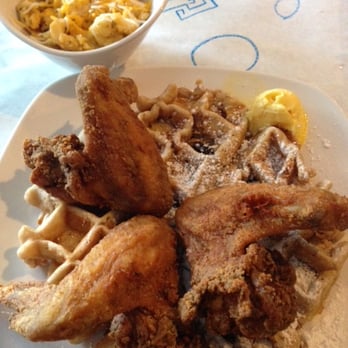 Dame's Chicken & Waffles - Carolina Cockerel + side of Mac - Southern Near Me - Durham, North Carolina