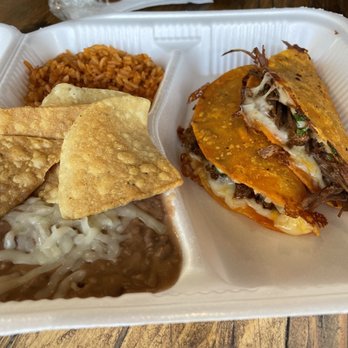 Tacos Iboa - Quesobirrias - Tacos Near Me - Bakersfield, California