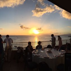 Bliss DJ's Hawaii - The Coconut Club in the Aaron Waikiki Tikis Grill & Bar