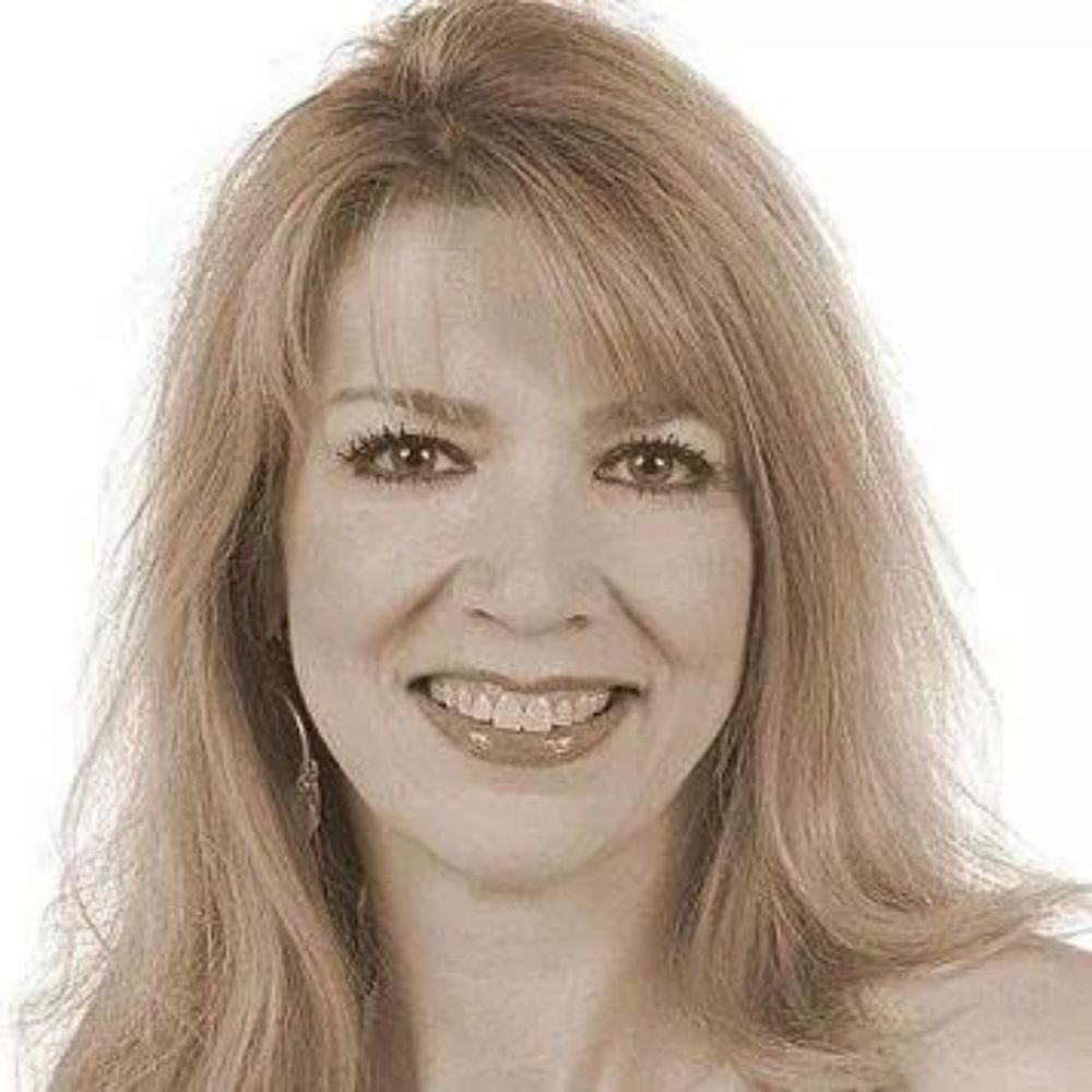 Permanent Makeup By Rebecca Logo