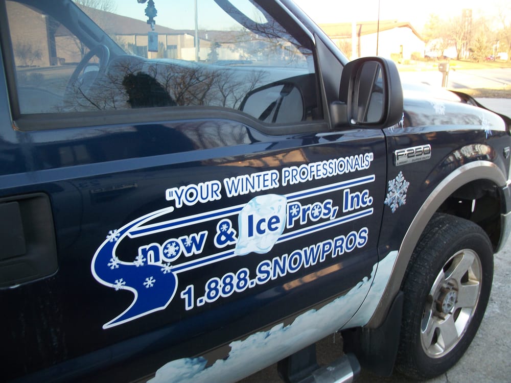SNOW & ICE PROS 2311 165th St, Hammond, Indiana Snow Removal