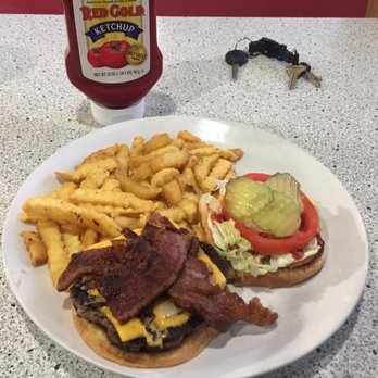 The Ranch House - a burger and fries on a plate - American Near Me - Town Creek, Alabama The Ranch House - a burger and fries on a plate - American Near Me - Town Creek, Alabama