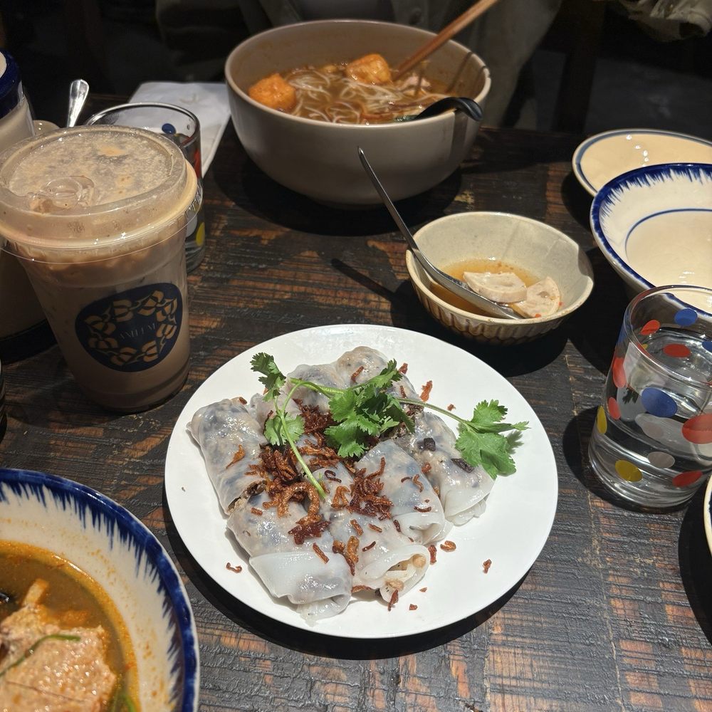 Banh Anh Em - Vietnamese Near Me - New York, New York