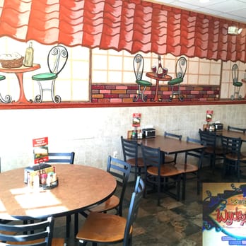 Wyckoff Pizza and Restaurant - tables and chairs - Italian Near Me - Wyckoff, New Jersey Wyckoff Pizza and Restaurant - tables and chairs - Italian Near Me - Wyckoff, New Jersey
