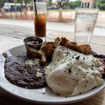 Southern Yankee Crafthouse - Chilaquiles - Cocktail Bars Near Me - Houston, Texas