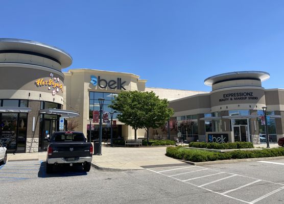 Cross Creek Mall by null