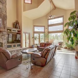 Alpine Villa Retreat - Great Room with 2 Decks