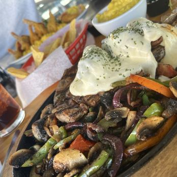 El Camaron Pelao - Seafood Near Me - Anthony, Texas