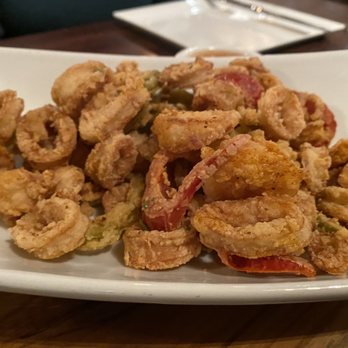 Fiorella's Italian Kitchen - Fried Calamari - Pizza Near Me - Oxon Hill, Maryland